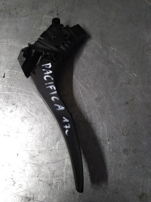 Pacifica 2016-2020r педаль газа фото №1