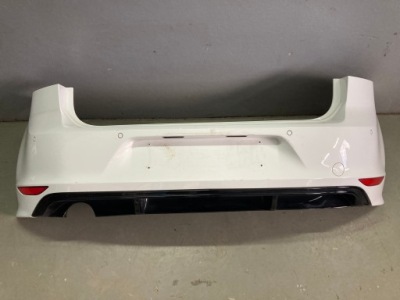 Бампер задня vw golf vii r line hb lc9a фото №1