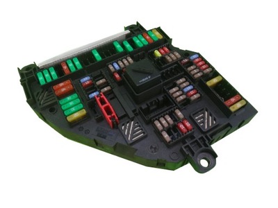 Коробка запобіжників bmw f10 фото №1