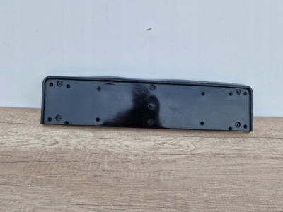 Bmw 3 e46 compact кронштейн номерного знака подкладка оригинальный номер фото №1