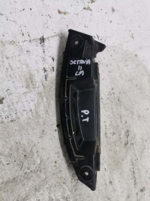 Напрямна бампера правий задня skoda octavia ii lift фото №1