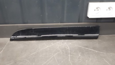 51127159084 молдинг бампера права задня rolls-roys ghost r фото №1
