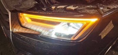 Лампа ліва перед 8w0941033 audi a4 b9 фото №1