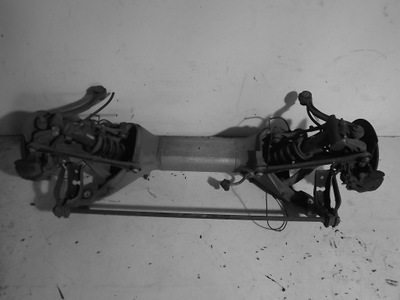 ! PEUGEOT 407 SW UNIVERSAL VIGA EJE SUSPENSIONES PARTE TRASERA !!  