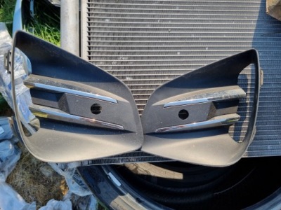 Clio v 5 ліва права решітка накладка бампера pdc хром оригінал фото №1