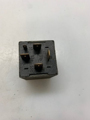 Реле opel 90240092 фото №1