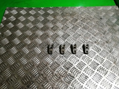 Подножка кронштейн впрыска 1.9tdi asv golf leon bora фото №1