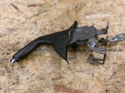 Hyundai i20 i рычаг тормоза ручного lift фото №1