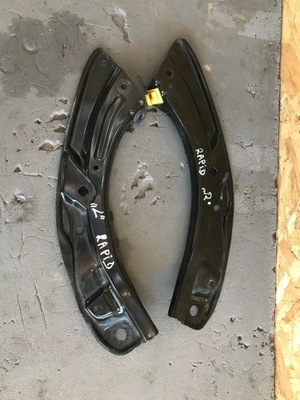 Skoda rapid lift кронштейн з'єднувач поперечина перед фото №1