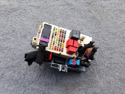 Коробка запобіжників fiat stilo фото №1