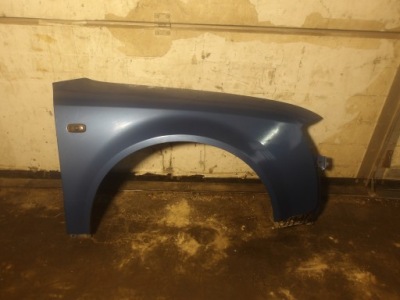 Крыло правый перед audi a4b6 2.0 бензин 131km 2001r фото №1