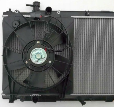 Honda cr-v 2.0 механічна коробка передач 2006 - 2012 комплект woda + кондиціонер + вентилятор лівий фото №1