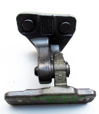 Mercedes c-klasa w205 петля двері лівий задня фото №1