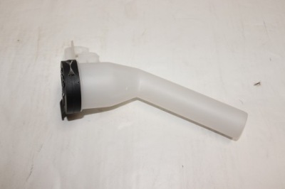 Opel adam воронка заливная горловина бака распылителя фото №1