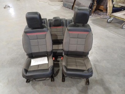 Сидіння заднє сидіння комплект citroen c5 aircross 1.6 pure europa фото №1