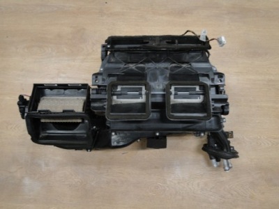 Bmw x1 e84 отопитель фото №1