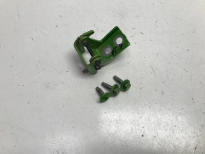 Opel mokka-e mokka ii b 2023 петля дверь правый задняя нижний matcha green фото №1