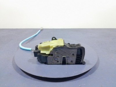 Bmw x7 g07 замок двері перед передній лівий 8 pin eu 7477699 фото №1