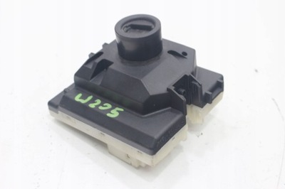 Замок зажигания a2059006713 mercedes w205 фото №1