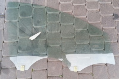 Стекло дверь правая перед боковая hyundai i20 i 20 фото №1