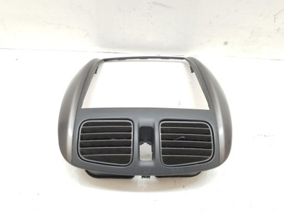 Решітка обдув середина mazda premacy фото №1