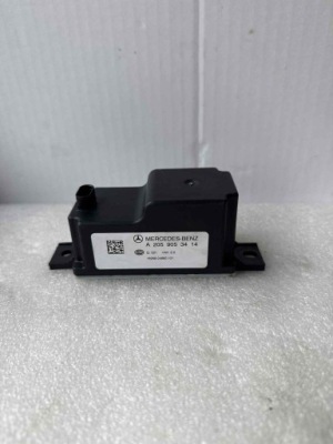 Модуль напряжения mercedes-benz оригинальный номер a2059053414 фото №1