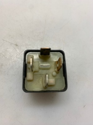 Реле nissan 01501081-0 фото №1