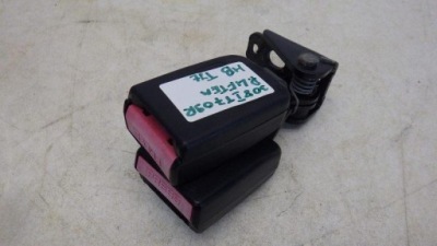 Заскочки поперечина безпеки задня peugeot 308 i t7 заскочки поперечина задня 308 i фото №1