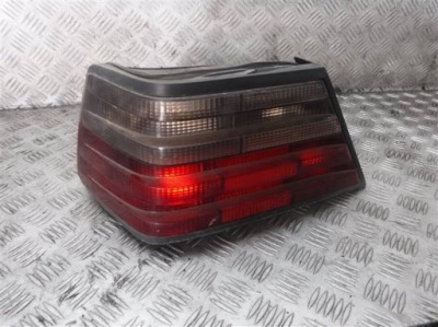 Лампа ліва права задня mercedes w124 фото №1