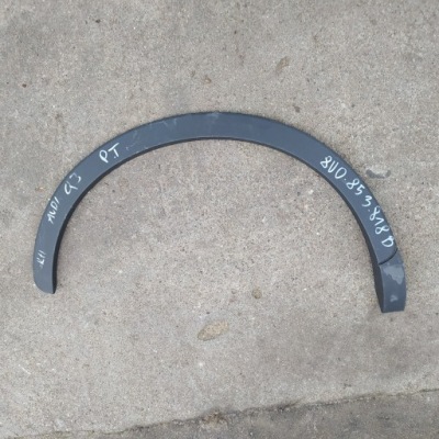 Audi q3 молдинг крыла правый задняя задняя 8u0853818b фото №1