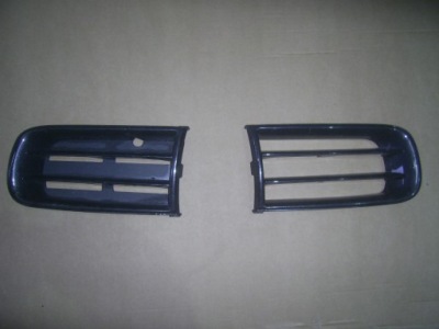 Решётка противотуманной фары левая skoda fabia ii kod 9910 фото №1