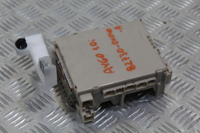 Коробка предохранителей корпус toyota aygo ii 2 фото №1