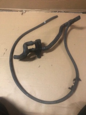 Mercedes a2308300084 w221 клапан труба шланг електроклапан фото №1