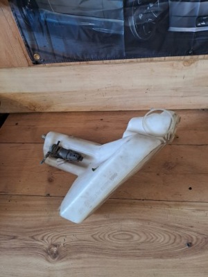 Бачок омывателя mercedes w 168 фото №1