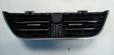 Решітка обдув середня focus mk4 kuga oryg. фото №1