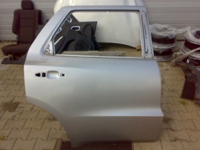 Dodge durango 2014- дверь задние правое idealne цвет psc фото №1