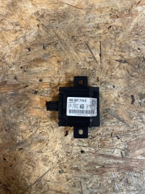 Модуль сигналізація vw seat audi skoda 1k0907719c фото №1