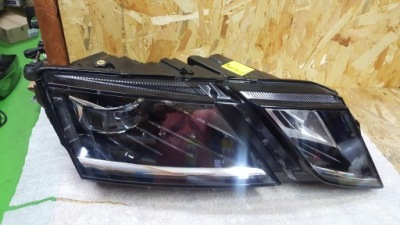 Лампа правая правый передняя перед skoda octavia iii фото №1