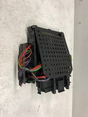 Коробка запобіжників ford puma ys6t-14k150-dc фото №1