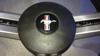 Mustang подушка air bag водителя запчасти подушка безопасности фото №1