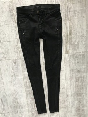 OPUS spodnie WOSKOWANE JEANS RURKI 34 XS