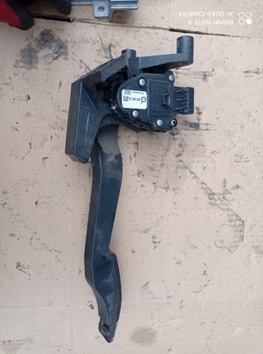 PEDAL GAS POTENCIÓMETRO OPEL CORSA C 9129423CL  