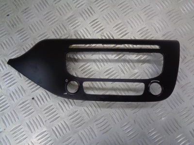 Рамка захист радіо kia ceed 2 ii 12- 84740-a2000 europa фото №1