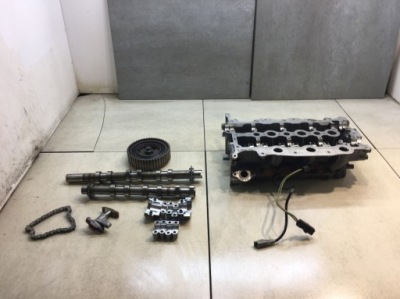 Головка правая discovery iii 2.7 td v6 4r8q6090ah фото №1