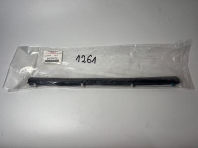 Оригинальная прокладка капот mitsubishi 5902a052 asx outlander 5902a052 фото №1