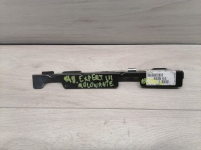 Peugeot expert iii кронштейн крила 8525ge фото №1