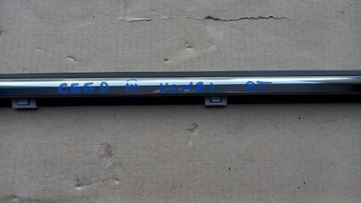 Молдинг ущільнювач правий задня kia ceed iii kombi молдинг хром двері фото №1