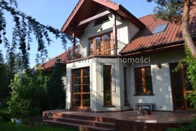 Dom, Łoś, Prażmów (gm.), 260 m²