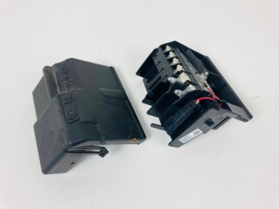 Insignia b предохранитель аккумулятор клемма 39148592 фото №1