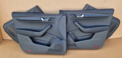 Обшивки skoda karoq sportline led комплект jak nowe фото №1